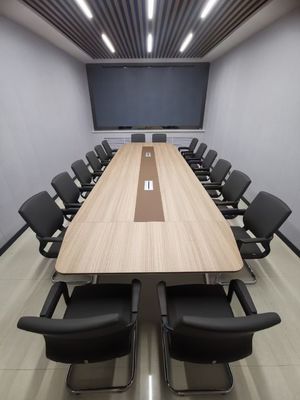Character Roterende ergonomische kantoorstoel met lopersteun-maasontwerp en armleuningen