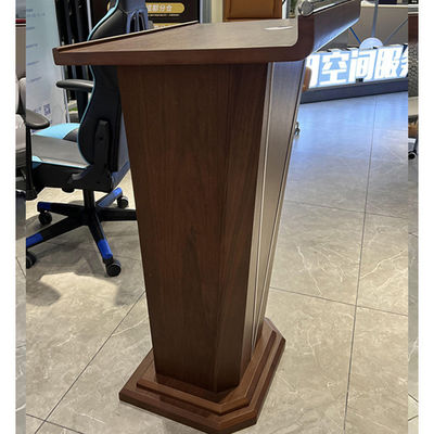 Stijlvol massief houten lecturn voor conferentieruimte Podium tafel Eenvoudige moderne conferentie