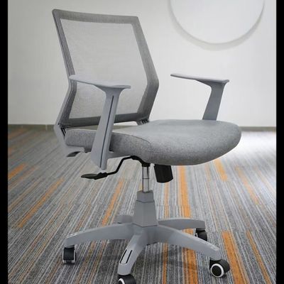 Modern ontworpen ergonomische kantoren schuifstoel voor personeelcomfort en duurzaamheid