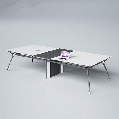 Bedrijfskantoor met kleine staalconstructie en paneel houten stijl manager bureau