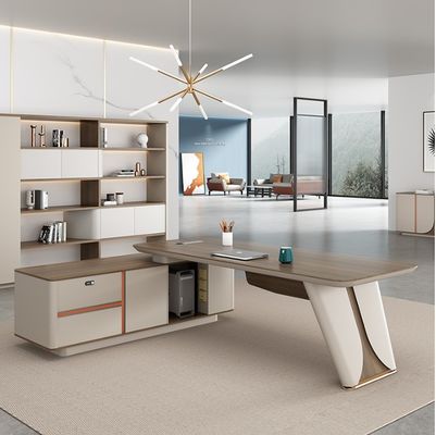 50 mm tafeltop in de vorm van een L kantoor bureau op maat meubels voor modern kantoor
