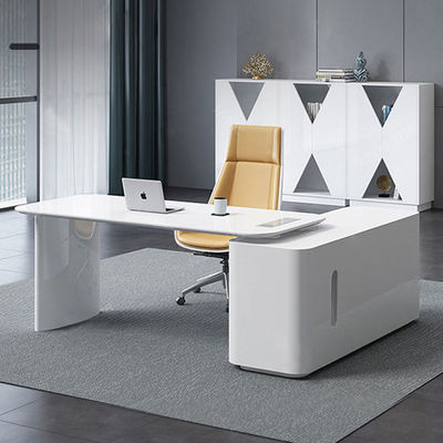 ISO9001/ISO14001 gecertificeerd JUNYI CEO Office Desk and Chair Set met MDF bakvernis