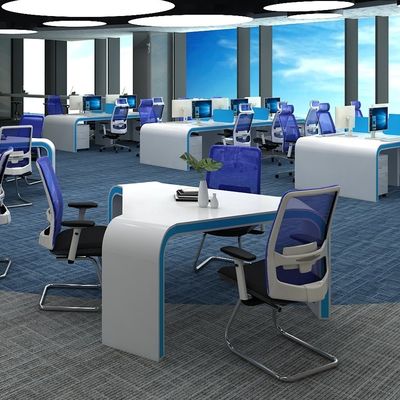 ODM Modern Triangle Office Desk en stoel Combinatie Kleine showroom Conferentietafel