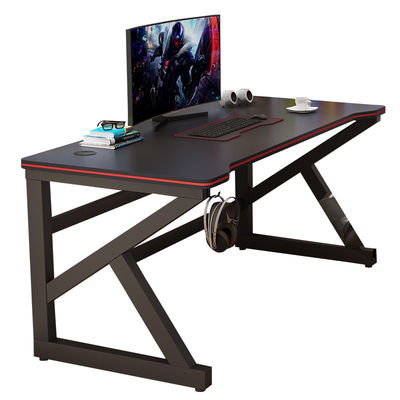 Creëer de perfecte werk- en speelruimte met een hedendaagse ontwerpstijl RGB Gaming Desk