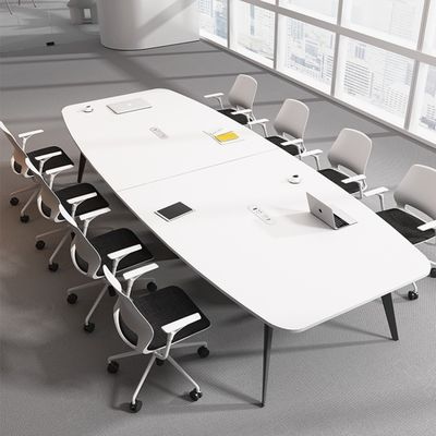 Eenvoudige moderne ovale conferentietafel en stoel combinatie voor witte onderhandelingsruimte