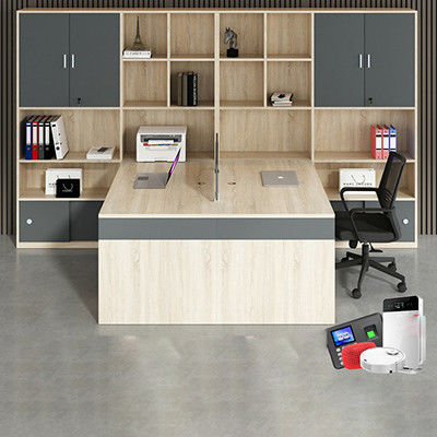Dubbele stoel Kasten Scherm Werkstation Computer Desk Moderne stijl voor Finance Room