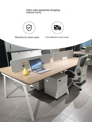 Moderne kantoormeubilair MDF-paneel kantoor tafels en stoelen voor het bureau van het personeel