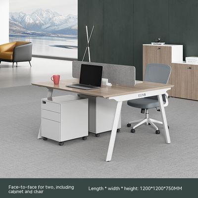 Moderne kantoormeubilair MDF-paneel kantoor tafels en stoelen voor het bureau van het personeel