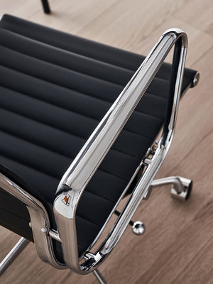 Verstelbare hoogte Executive Office Chair met draaiwielen en synthetisch PU-leer