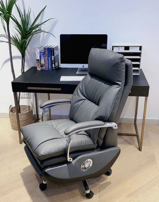 Comfortabele moderne chefstoel met draadloos USB opladen en elektrische massage